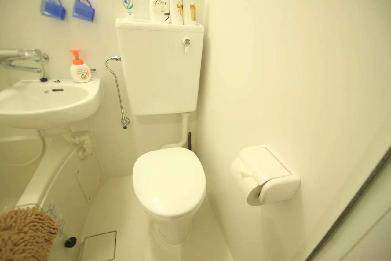 心斎橋商店街徒歩8分長堀橋駅堺筋本町駅近く大阪城公園6分 Apartment 0*, Osaka