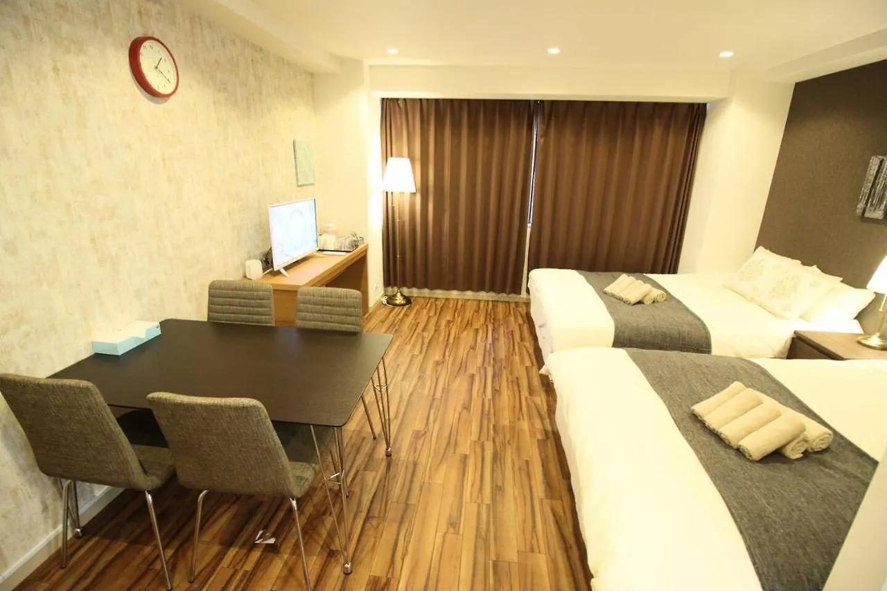 心斎橋商店街徒歩8分長堀橋駅堺筋本町駅近く大阪城公園6分 Apartment